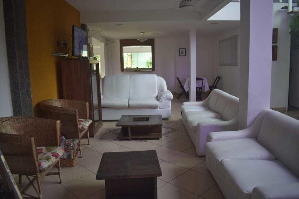 Ibello Inn 2*